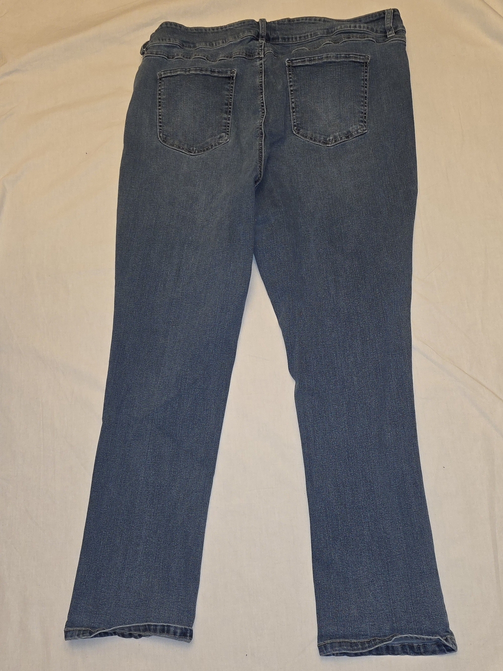 d. jeans Light Blue Straight-Leg Stretch Jeans 22w - Picture 3 of 3